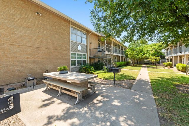 2450 Ashdale DR D-106, Austin, TX 78757