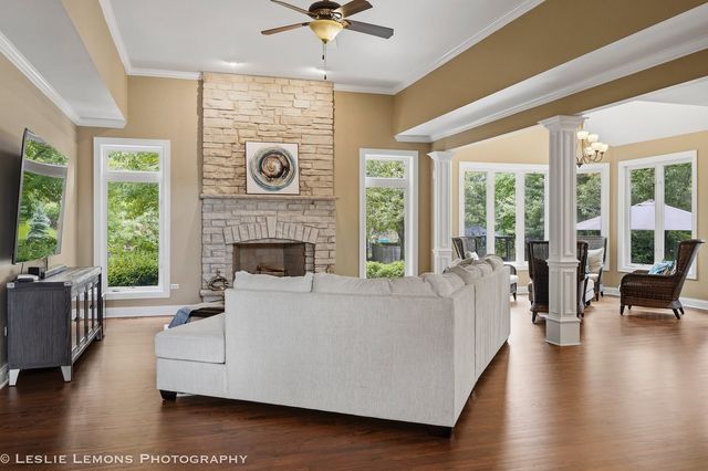4012 Champion Road, Naperville, IL 60564
