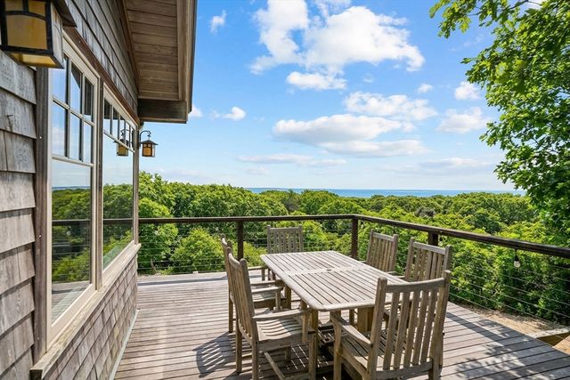 4 Noman's Watch Road, Aquinnah, MA 02535