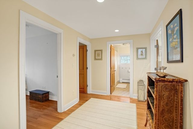 4 Noman's Watch Road, Aquinnah, MA 02535