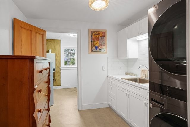 4 Noman's Watch Road, Aquinnah, MA 02535