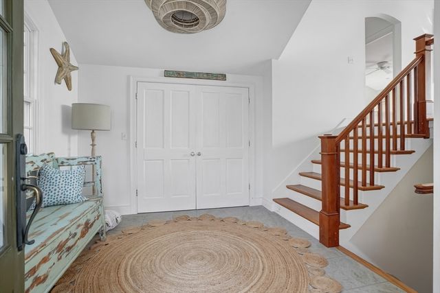 4 Noman's Watch Road, Aquinnah, MA 02535