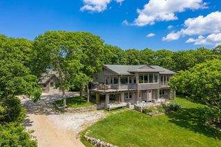 4 Noman's Watch Road, Aquinnah, MA 02535