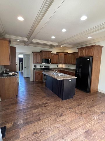 2606 STRATFORD CHASE CIR, Columbia, MO 65201