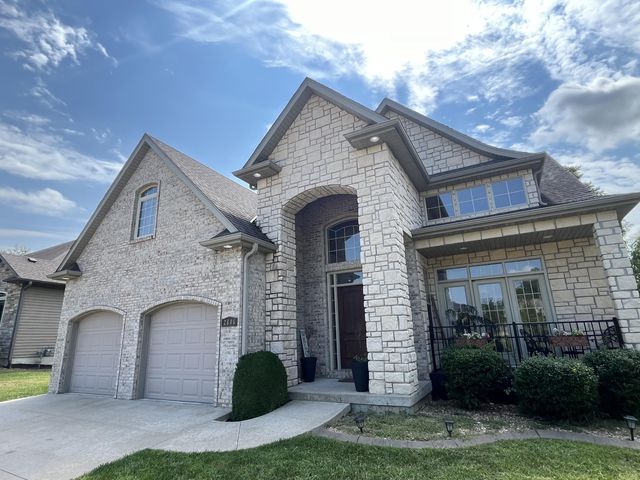 2606 STRATFORD CHASE CIR, Columbia, MO 65201
