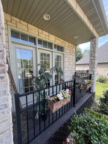 2606 STRATFORD CHASE CIR, Columbia, MO 65201