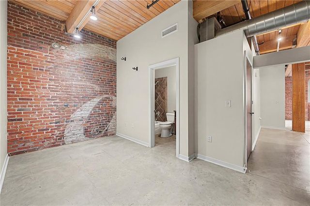 712 Broadway Boulevard 503, Kansas City, MO 64105