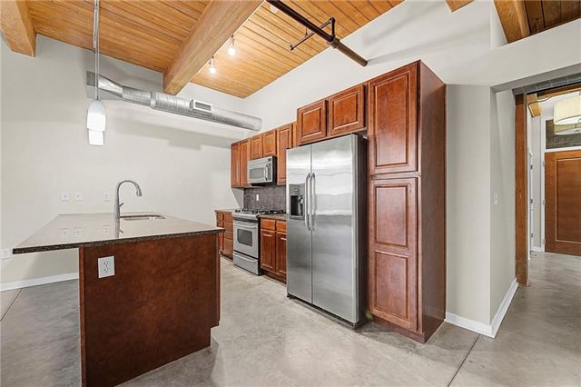 712 Broadway Boulevard 503, Kansas City, MO 64105