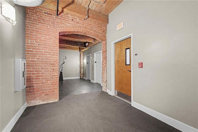 712 Broadway Boulevard 503, Kansas City, MO 64105