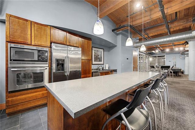 712 Broadway Boulevard 503, Kansas City, MO 64105