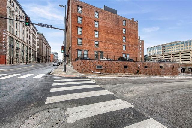 712 Broadway Boulevard 503, Kansas City, MO 64105