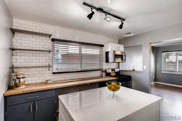 4458 Copeland Ave, San Diego, CA 92116
