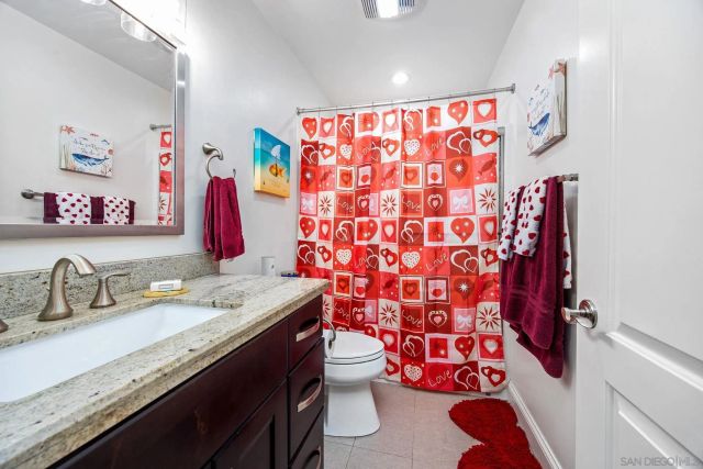 9139 Inverness Rd, Santee, CA 92071