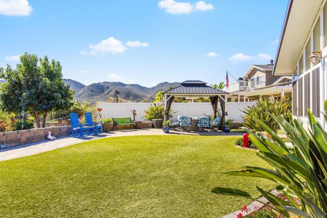 9139 Inverness Rd, Santee, CA 92071