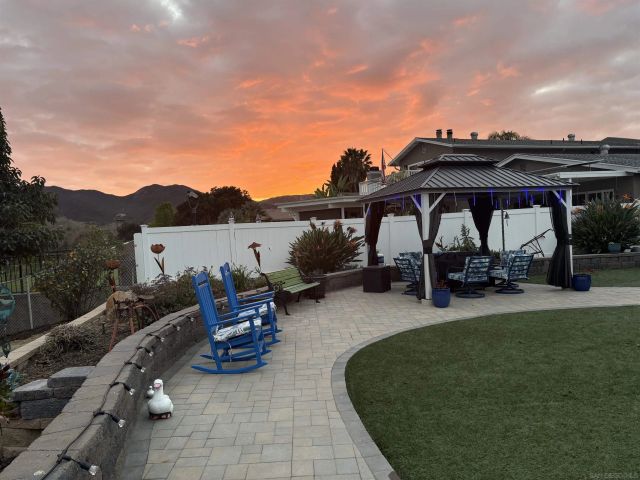 9139 Inverness Rd, Santee, CA 92071