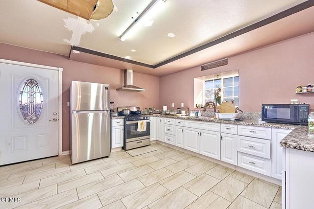 34804 Sunswept Drive, Lucerne Valley, CA 92356