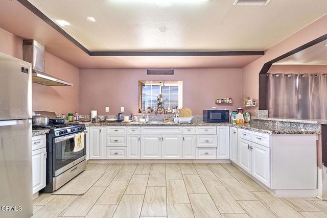 34804 Sunswept Drive, Lucerne Valley, CA 92356
