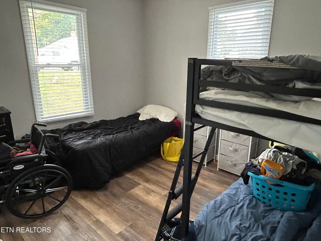 1874 Beech St, Knoxville, TN 37920