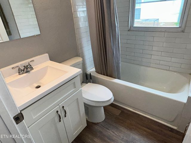 1874 Beech St, Knoxville, TN 37920