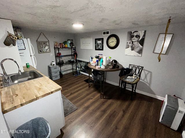 1874 Beech St, Knoxville, TN 37920