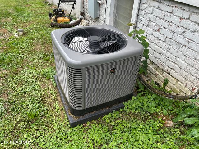 1874 Beech St, Knoxville, TN 37920