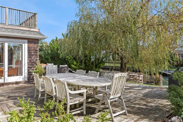 23 Whiting Road, East Quogue, NY 11942