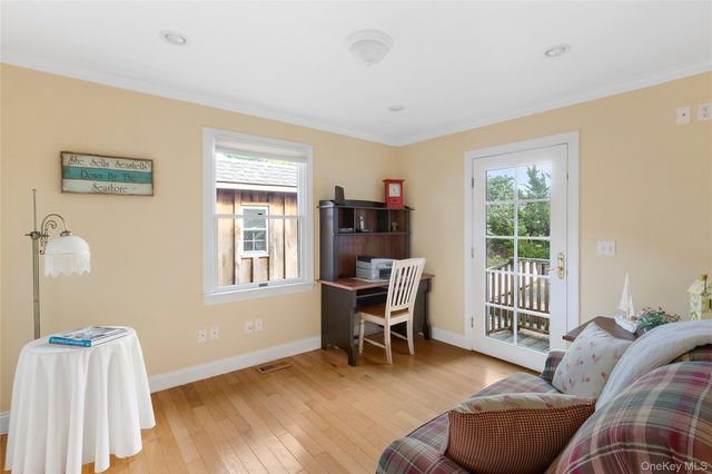 23 Whiting Road, East Quogue, NY 11942