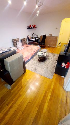 105-26 63rd Road 2, Forest Hills, NY 11375