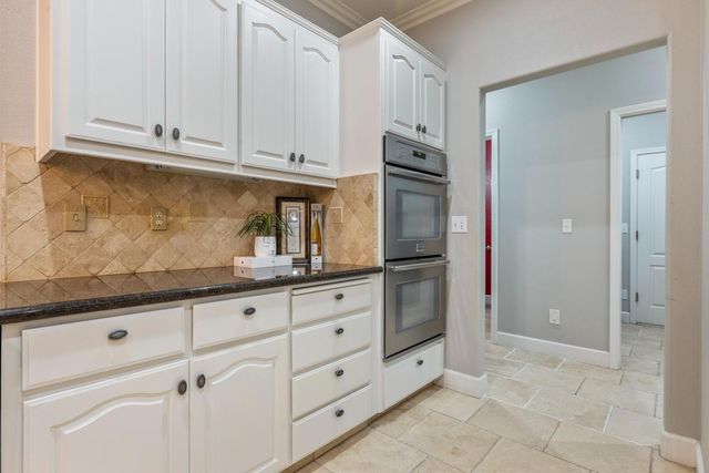 2067 Robin Hood Ln, Merced, CA 95340