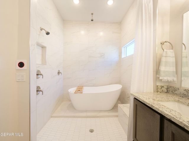 3856 Object Pl, El Paso, TX 79938