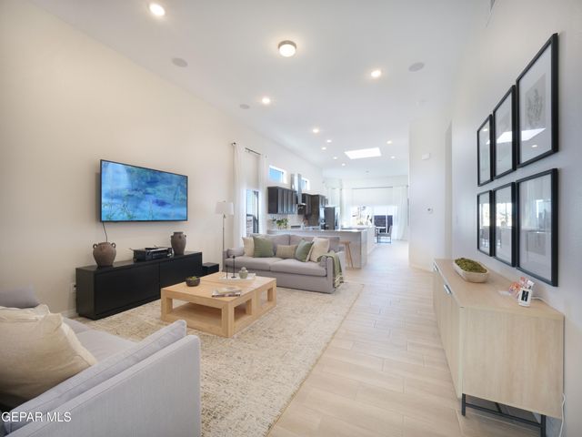 3856 Object Pl, El Paso, TX 79938