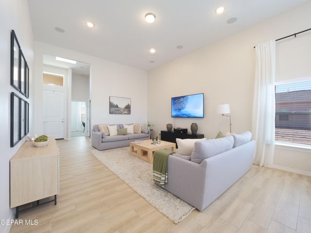 3856 Object Pl, El Paso, TX 79938