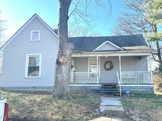 723 N 9th Street, Murphysboro, IL 62966