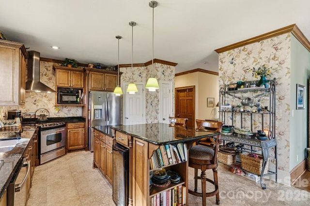 6124 Plantation Pointe Drive, Granite Falls, NC 28630