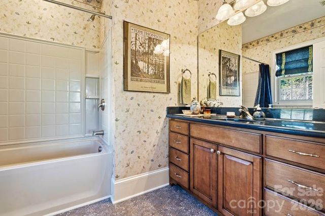 6124 Plantation Pointe Drive, Granite Falls, NC 28630