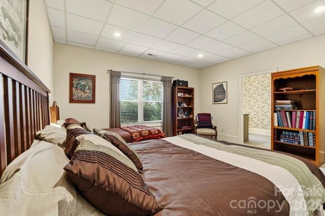 6124 Plantation Pointe Drive, Granite Falls, NC 28630