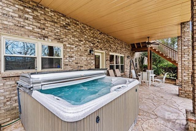 6124 Plantation Pointe Drive, Granite Falls, NC 28630