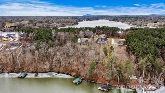 6124 Plantation Pointe Drive, Granite Falls, NC 28630