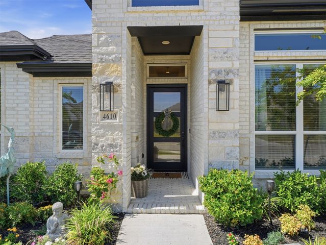 4610 Timberdrift Street, Midlothian, TX 76065