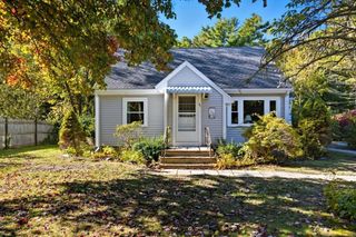67 Swifts Beach Road, Wareham, MA 02571