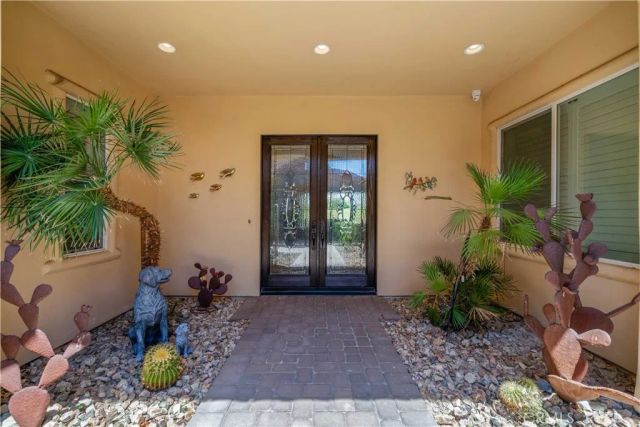 138 Royal Saint Georges Way, Rancho Mirage, CA 92270