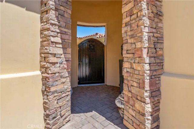138 Royal Saint Georges Way, Rancho Mirage, CA 92270