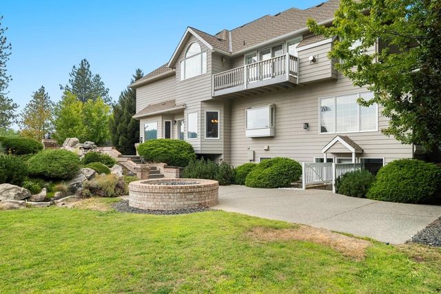 714 E Edenderry Ct, Spokane, WA 99223