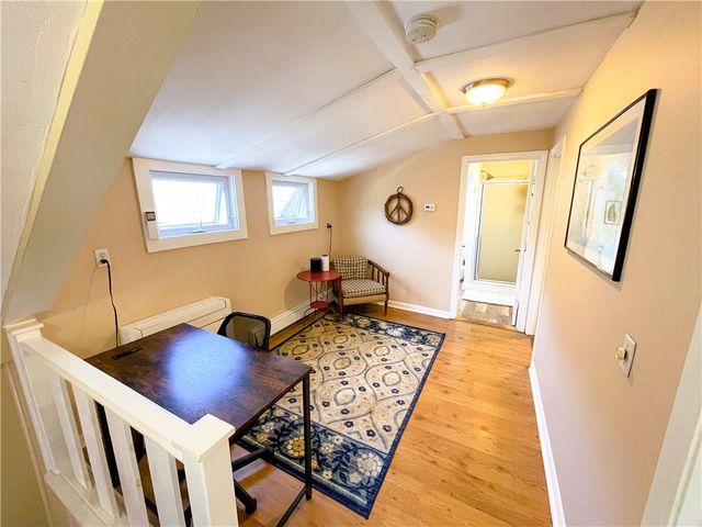 6 Pope Street, Newport, RI 02840