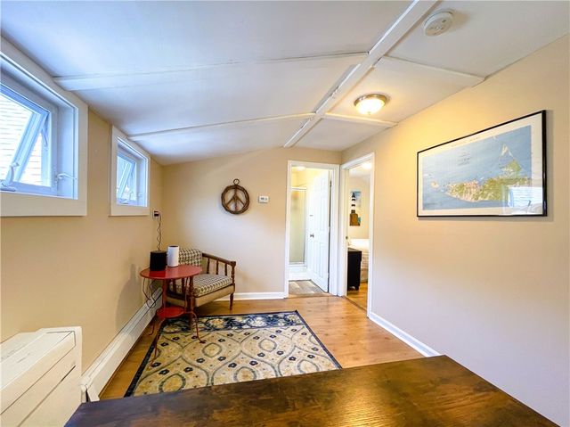 6 Pope Street, Newport, RI 02840