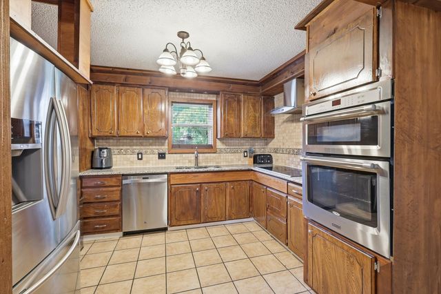 7605 N Richland Boulevard, North Richland Hills, TX 76180