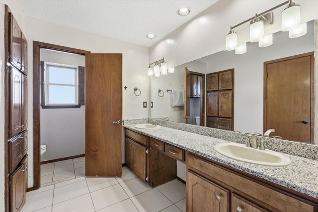7605 N Richland Boulevard, North Richland Hills, TX 76180