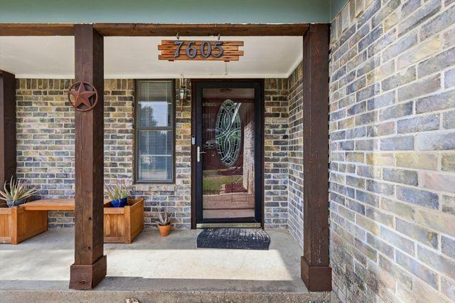 7605 N Richland Boulevard, North Richland Hills, TX 76180