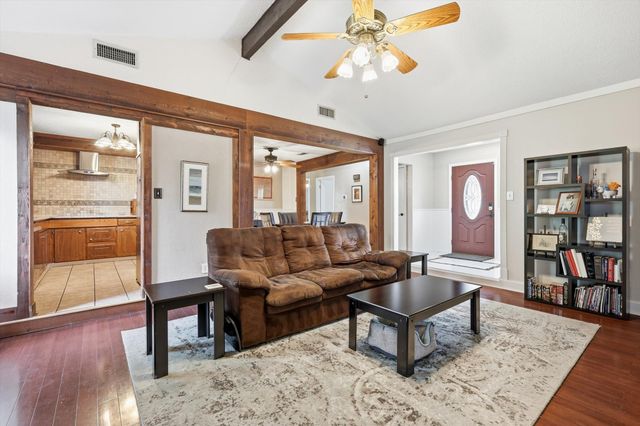 7605 N Richland Boulevard, North Richland Hills, TX 76180