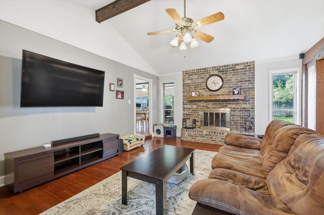 7605 N Richland Boulevard, North Richland Hills, TX 76180
